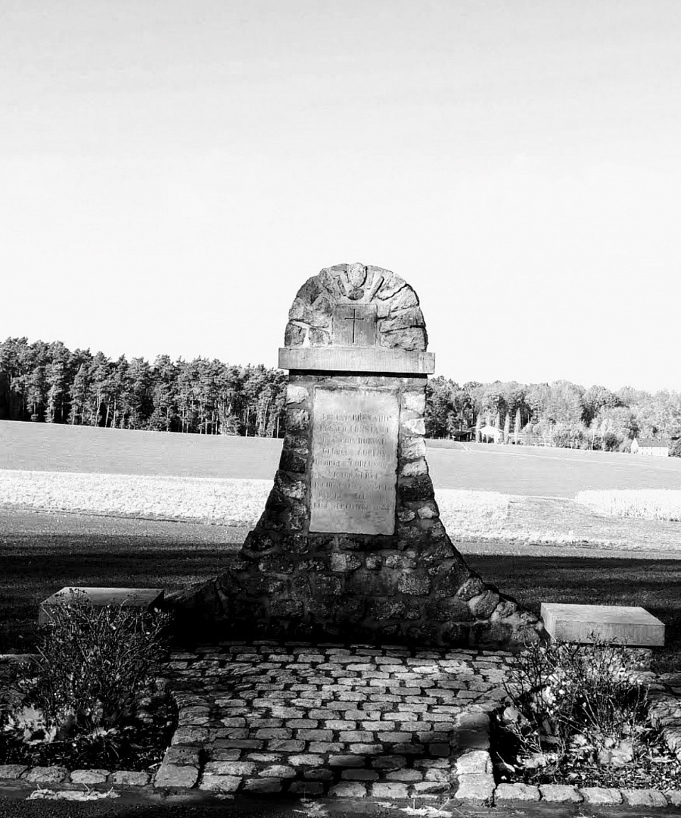 Monument aux morts route de l’état
