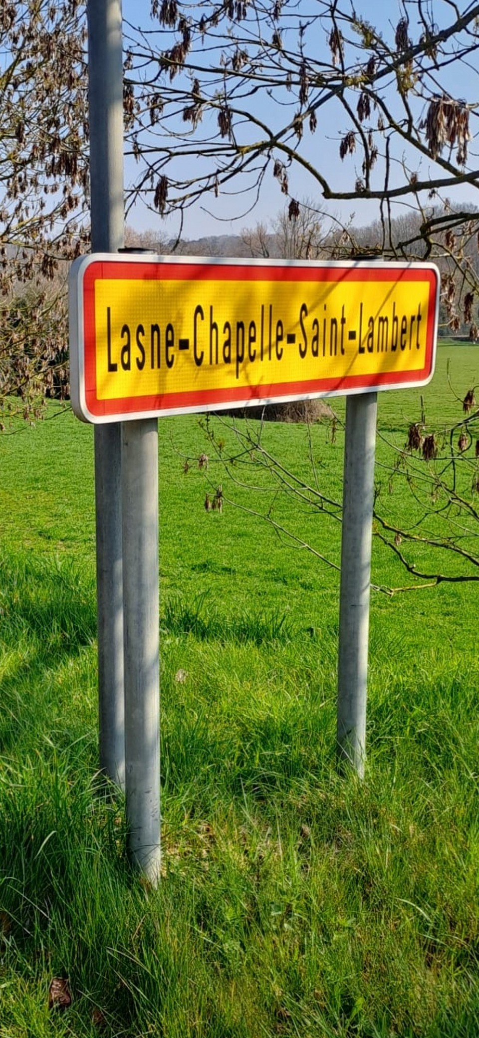 Panneau d’entrée du village de Lasne - Chapelle-Saint-lambert